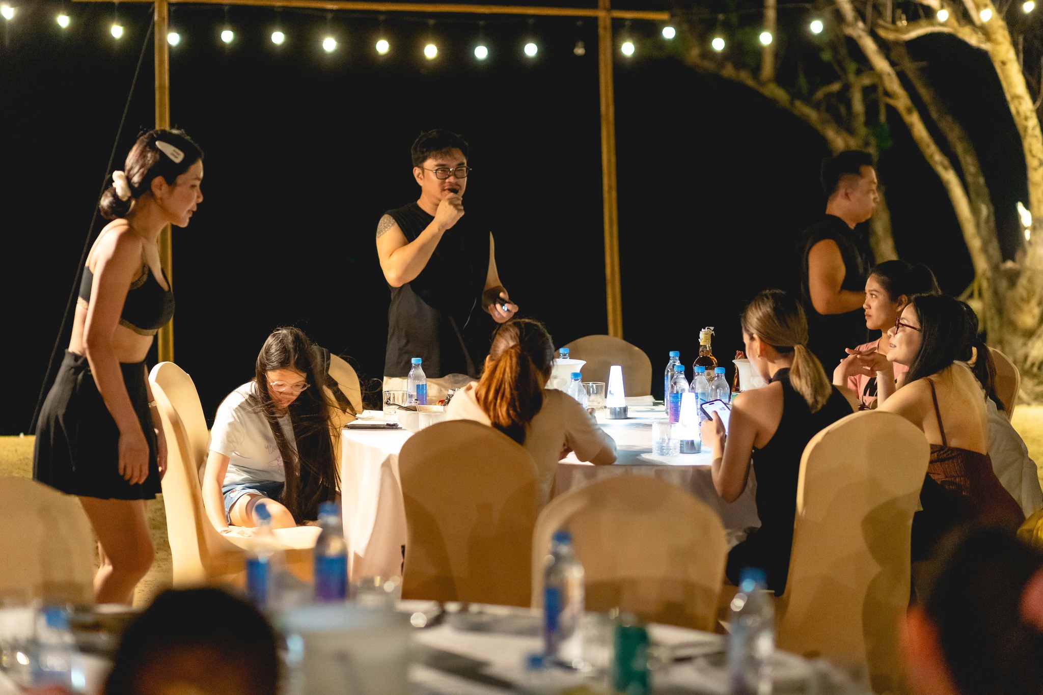 ภาพบรรยากาศ TEAM BUILDING (Night Party) MORYING Clinic Aesthetic & Wellness Center ศูนย์ความงาม สุขภาพ และชะลอวัย 3 วัน 2 คืน จ. ภูเก็ต